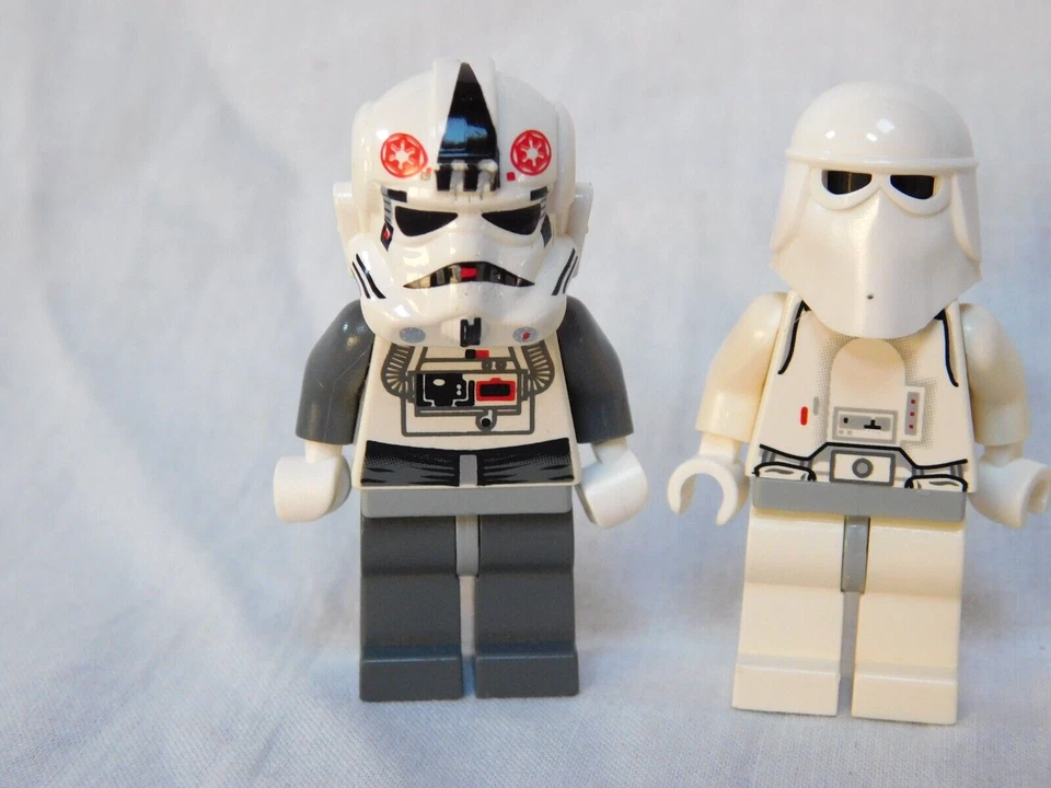 Lego Star Wars 8084 Snowtrooper Battle Minifigures Only AT-AT Driver Imperial - Image 4 of 4