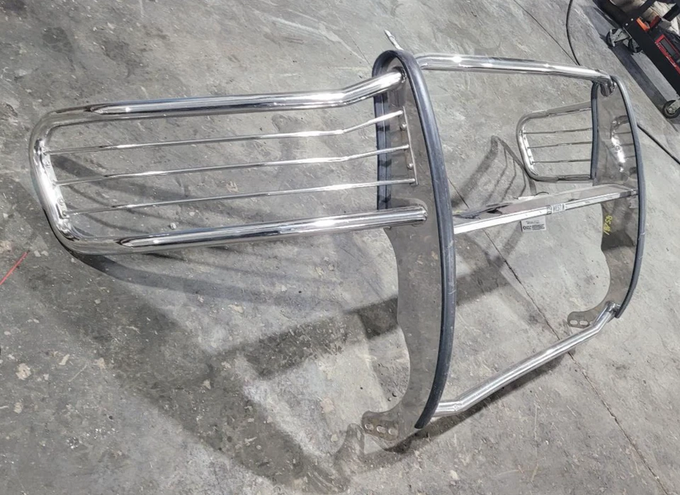 2006-2008 Dodge Ram 1500 WESTIN Chrome Brush Guard Foto 2 de 4