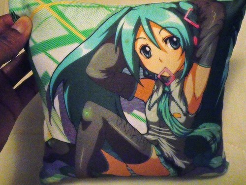 Miku Hatsune Pillow (small) - 第 1/2 張圖片