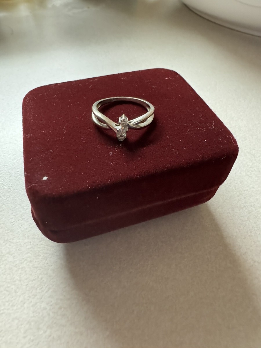 helzberg diamond Promise ring Size Silver Vintage