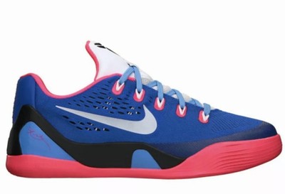 kobe bryant pink shoes