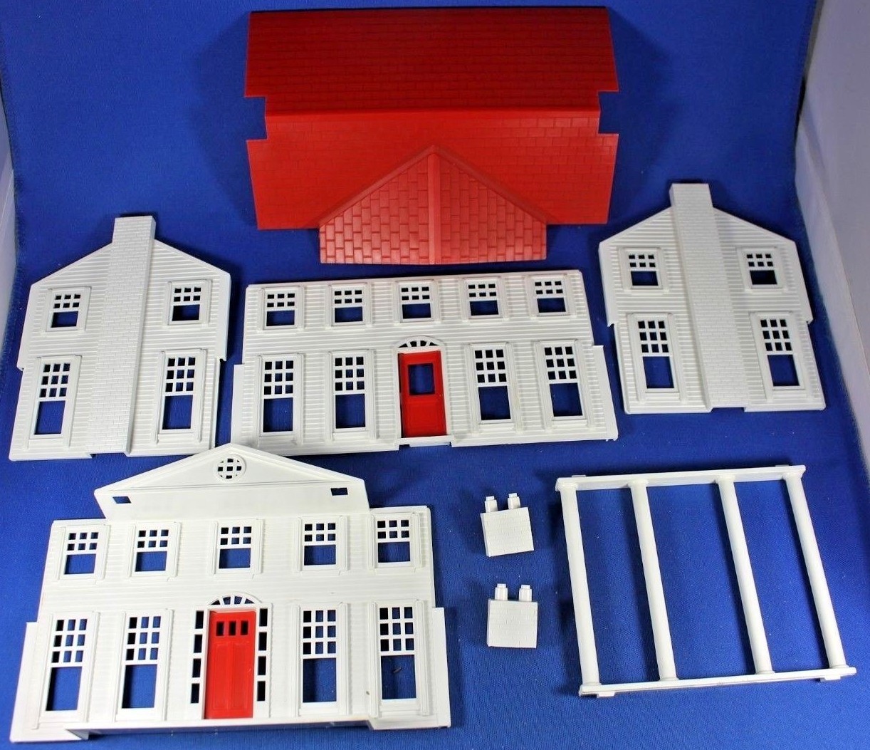 O O O S - Littletown Southern Colonial Mansion in Plasticville Box - Excellent 230521 O O O S - Littletown Southern Colonial Mansion in Plasticville Box - Excellent 230521