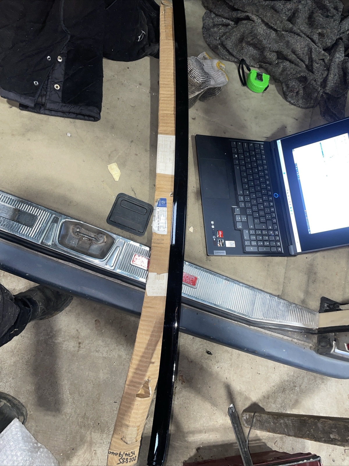 MERCEDES C Class W202 Rear Centre Bumper Trim Genuine 2028851574 