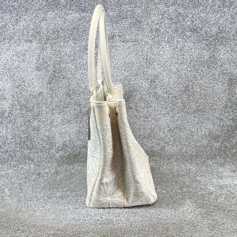 Bolso de Mano Oscar de la Renta Mujer Marfil Algodón Bolsillos Internos Doble Asas Foto 4 de 4