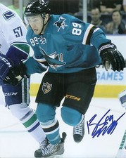 Barclay Goodrow SHARKS Signed Auto 8x10 PHOTO