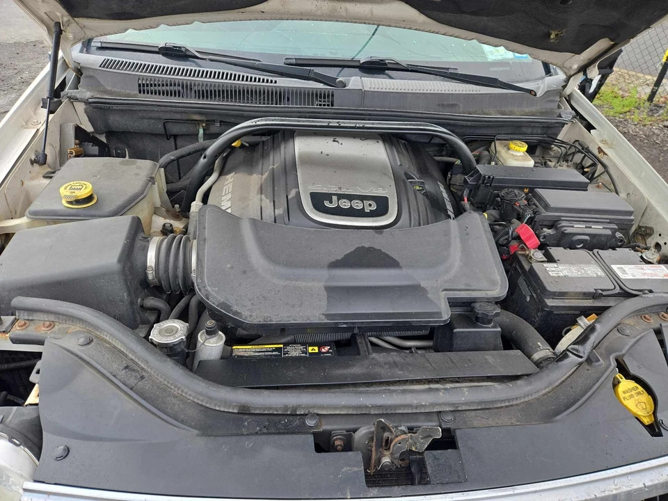 Eje de transmisión exterior delantero derecho usado se adapta a: Jeep Grand Cherokee 2006 delantero R. Foto 4 de 4