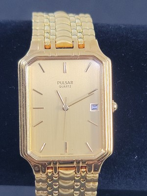 #ad Gold Tone Pulsar Quartz Mens Date Watch Working Light Use New Battery V722 X104 $26.59