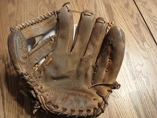 Vintage Era Rawlings SM 6 Stan Musial Personal Model Fielder’s Glove