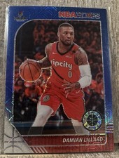 Damian Lillard Autographs in 2012-13 Panini Innovation Basketball 21