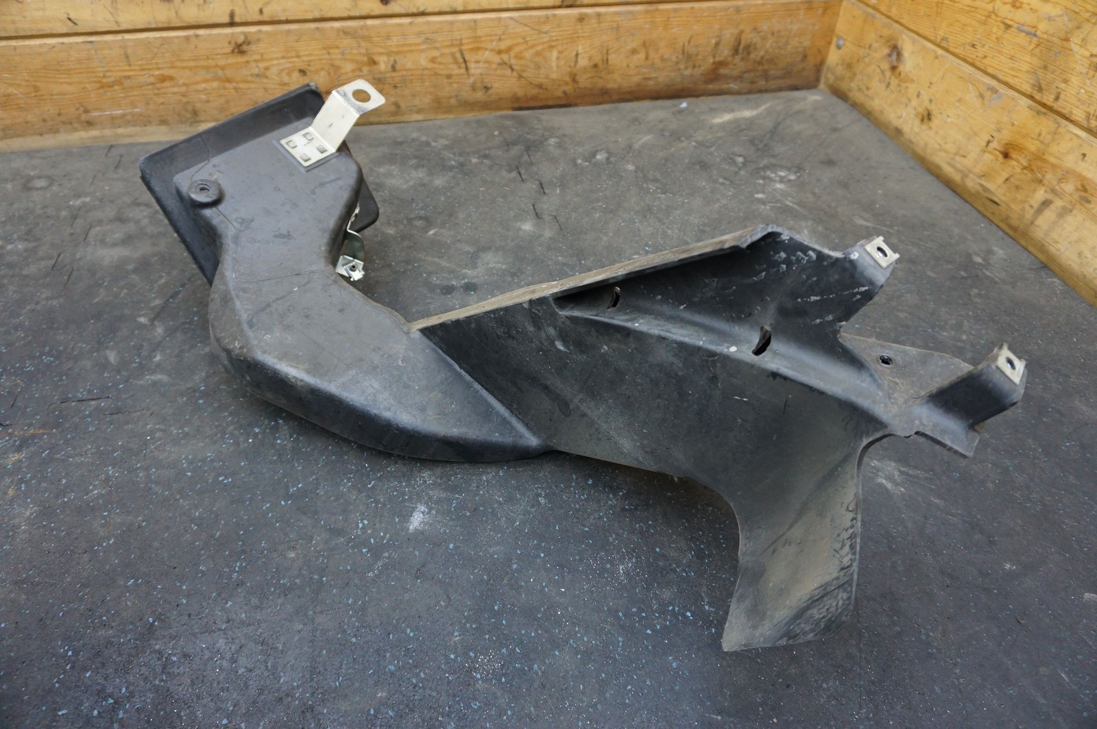 Left Air Intake Duct Tube Channel 198017 OEM Ferrari 612 Scaglietti Sessanta