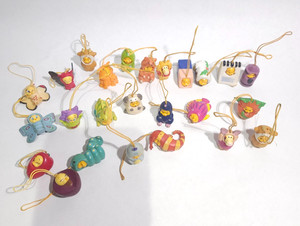 Rare Lot de 25 Figurines Phone Charms Disney Peek-a-Pooh & Tweety Bird