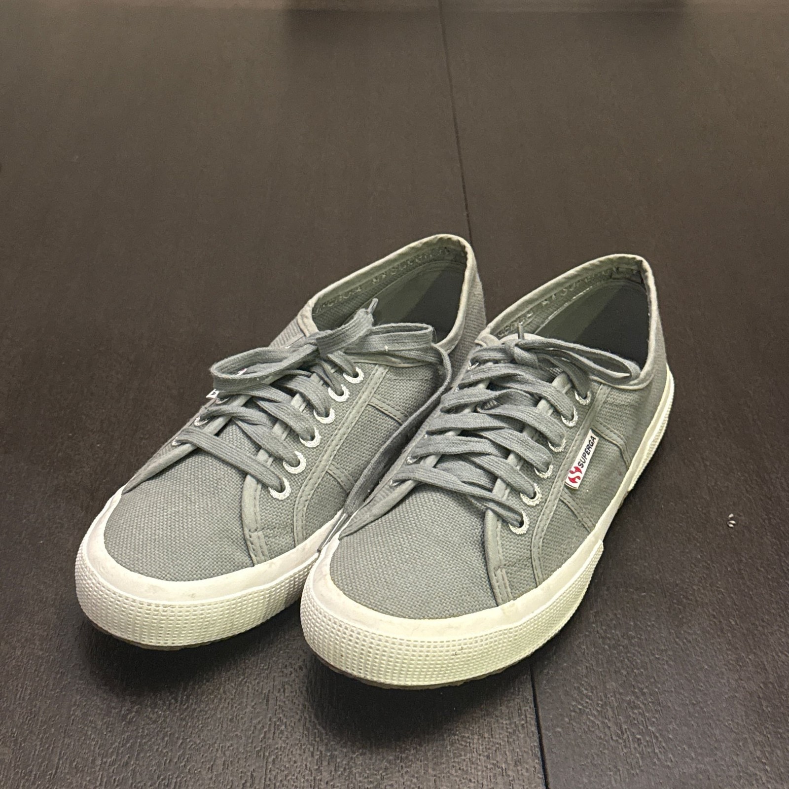 In Grey Sage Size 40
