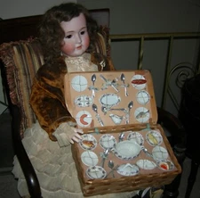 ANTIQUE MINIATURE OR CHILD'S DISH SET w/ BOX & PAPIER-MACHE' FOOD - GERMANY MARK