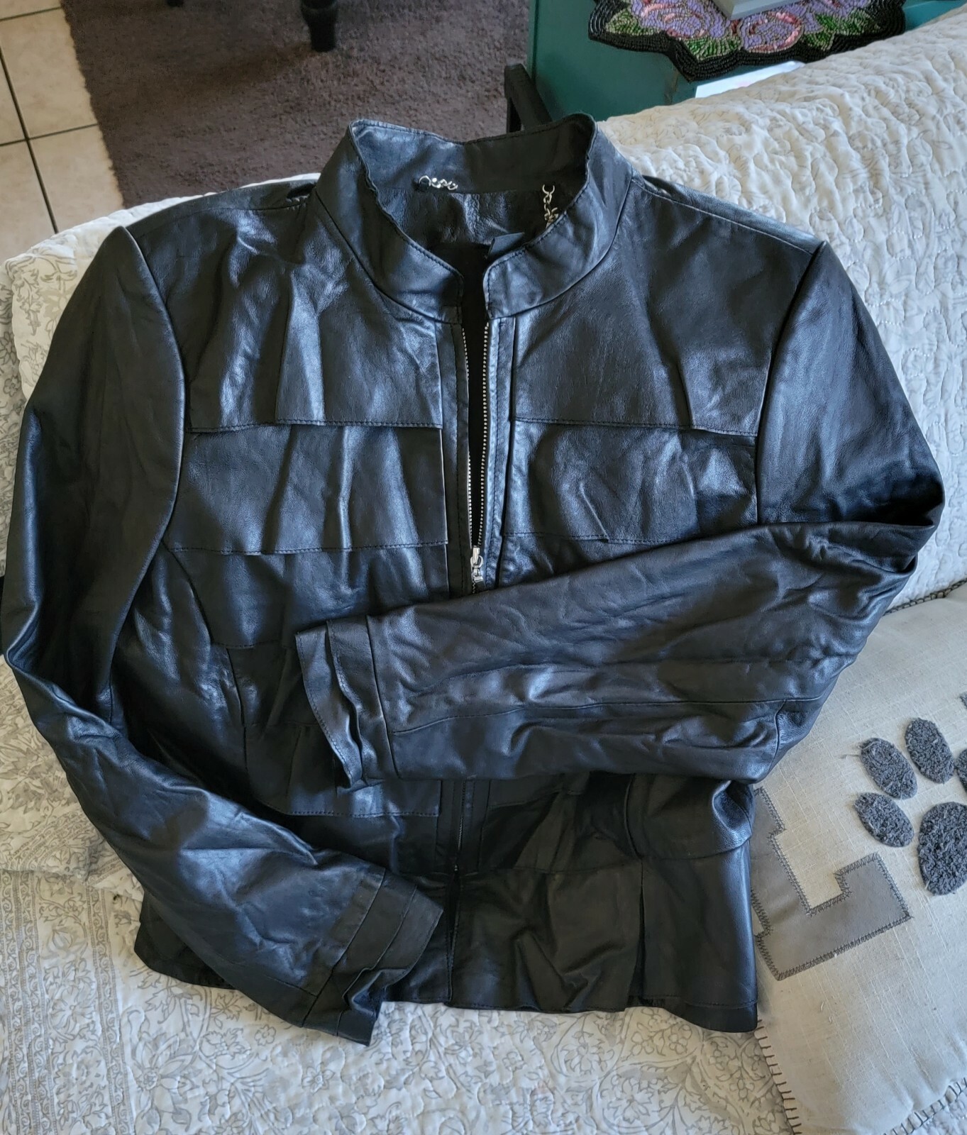 a jacket - image 4
