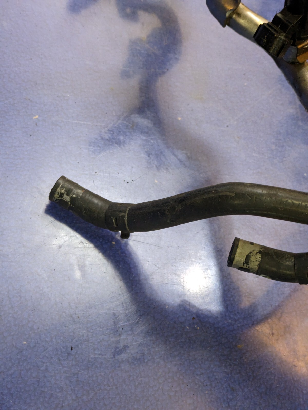 03-10 Bentley Continental GTC GT Flying Spur 6.0L W12 Fuel Injector Rail OEM