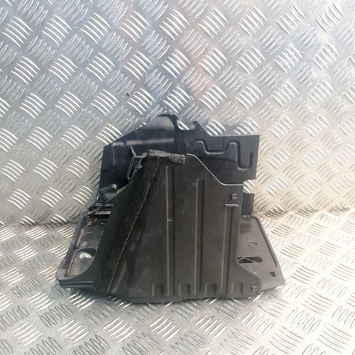 VOLVO XC60 D4 MK1 Batteriefach Pad 31299569 2.0 Diesel 140kw 2016