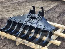 Kubota kx080 excavato grubbing rake