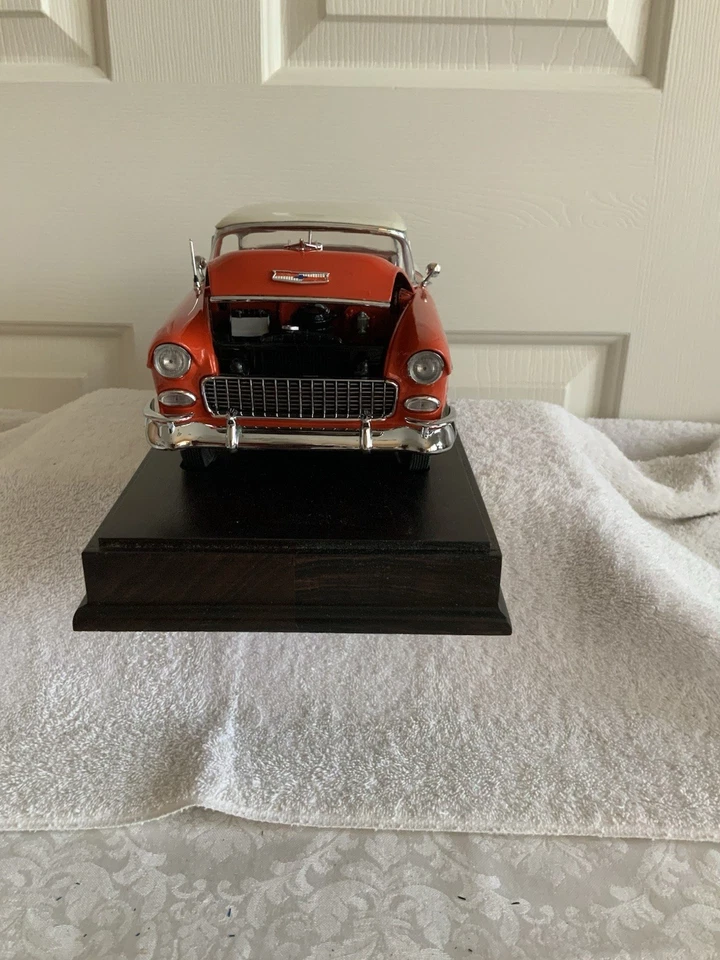 Chevy Belair 1955, Danbury em perfeito estado. 1:16, Orig Box&COA, Suporte de Madeira, Lindo - Imagem 3 de 4