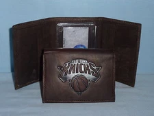 New York NY KNICKS    Leather TriFold Wallet    NEW    dark brown 3v nd