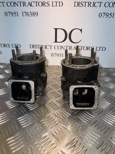 ORIGINAL OEM YAMAHA BANSHEE 350 BARRELS/CYLINDERS RIGHT BORE IS DAMAGED 65mm - Picture 2 of 11