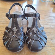 baretraps womens athens sandals leather brown color shoe size 8 1/2 M