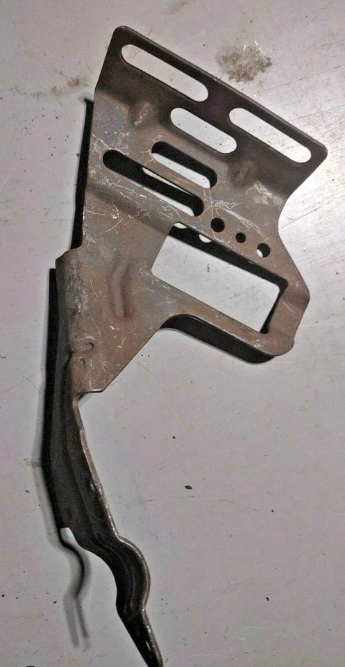 82-88 G-BODY CRUISE CONTROL MODULE computer bracket gas pedal FC-10 - Image 4 of 4