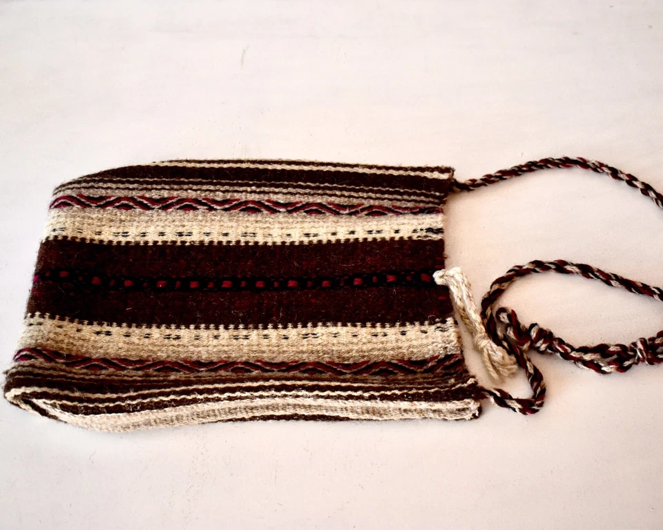 Mochila de lana para mujer mochila búlgara hecha a mano vintage estilo etnográfico Foto 3 de 4