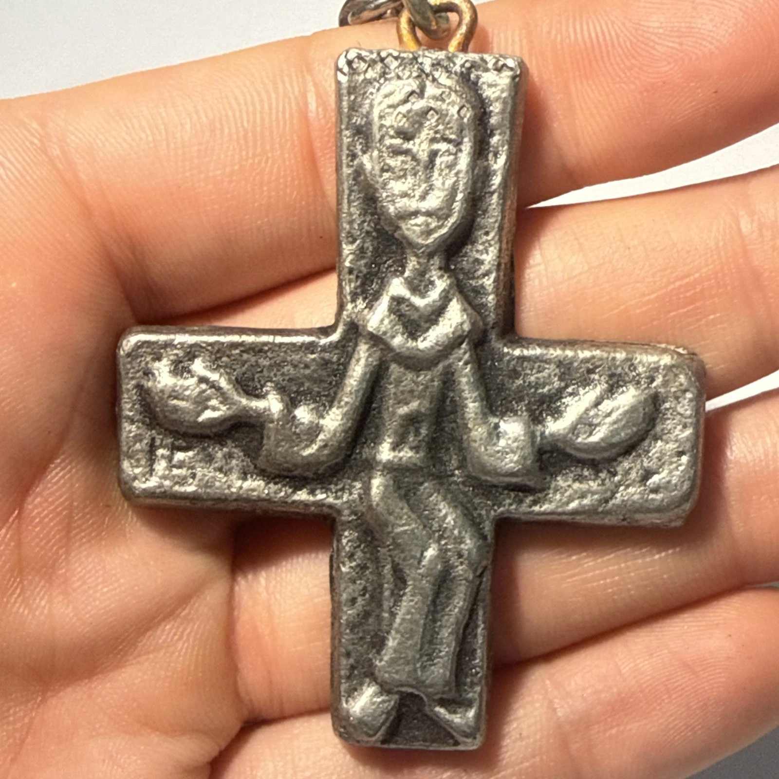 Chaîne Avec Croix Religieuse