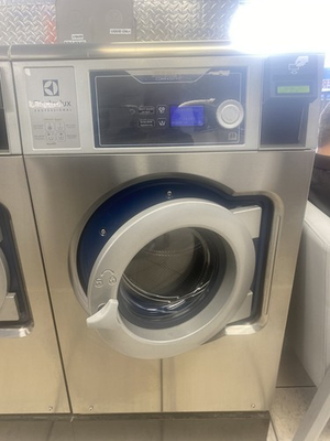 #ad #ad electrolux compass pro washer 20lb EED 620 $2500.00