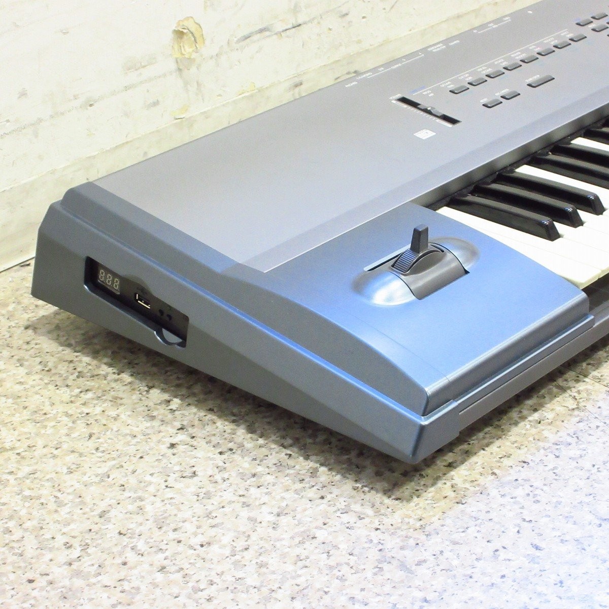 鍵盤楽器 KORG N264 Used Korg N264 MUSIC WORKSTATION Synthesizers 76-key