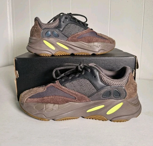 Adidas Yeezy Boost 700 malva taglia 6