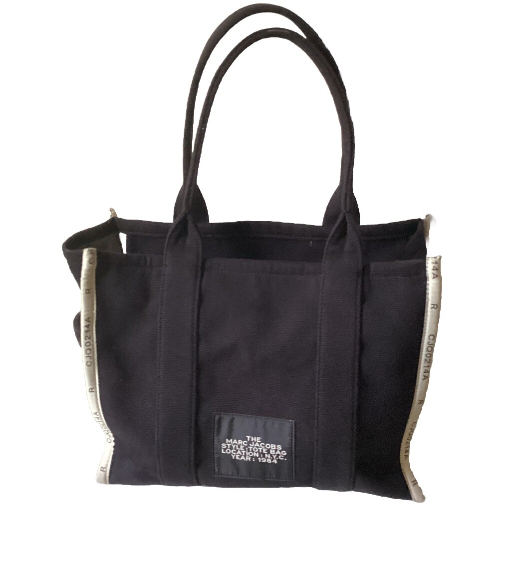 Marc Jacobs The Jacquard Large Tote In Black Excellent Condition image 2