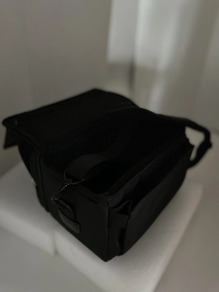 惠普可扩展黑色相机套/包,带肩带衬垫 — 第 3/4 张图片