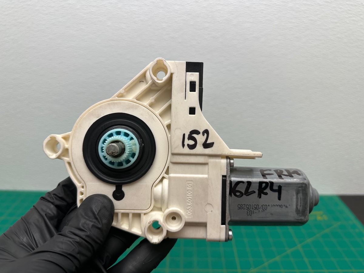 10-16 LAND ROVER LR4 FRONT RIGHT SIDE DOOR WINDOW REGULATOR MOTOR