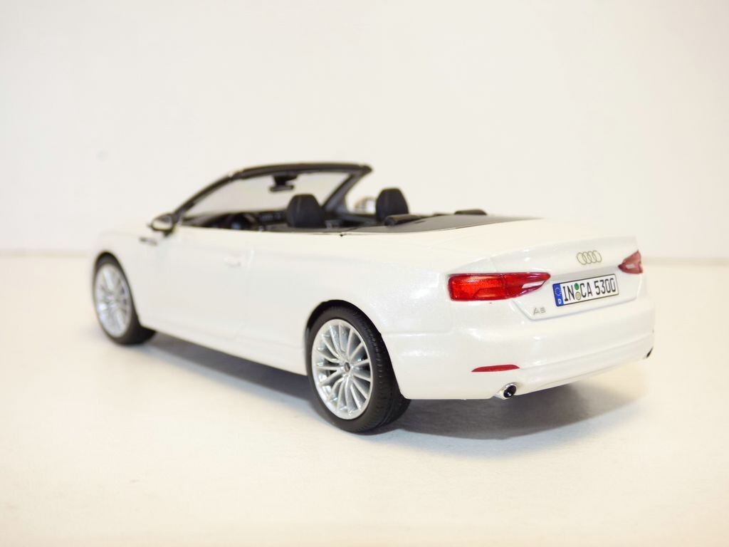 Audi A5 Cabriolet ホワイト ミニカー AUDI A5 cabriolet blanc 2017 1/43 | eBay