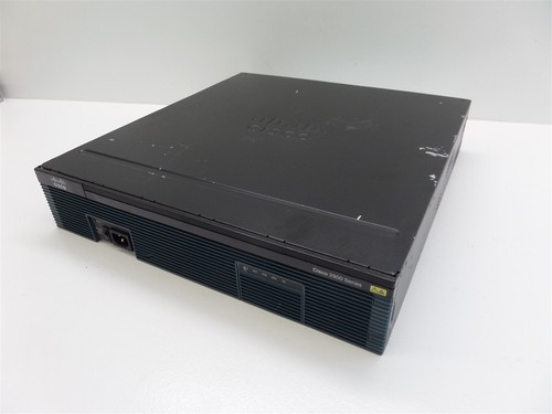 Cisco 2900 Series 2921 Integrated Services Network Router - HWIC 2T Card - Picture 2 of 6