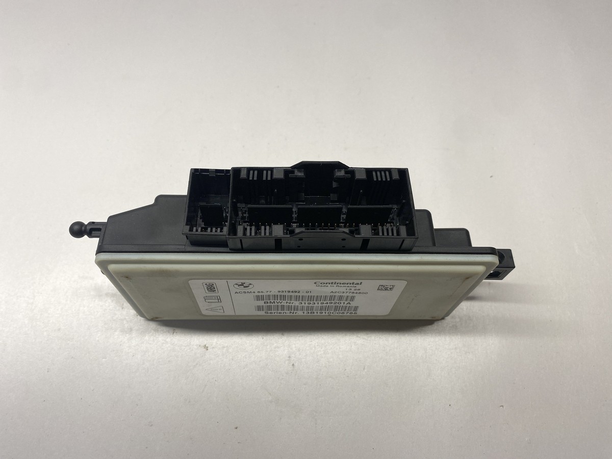 BMW X3 F25 2013 Collision Impact Control Module Unit 9319492 