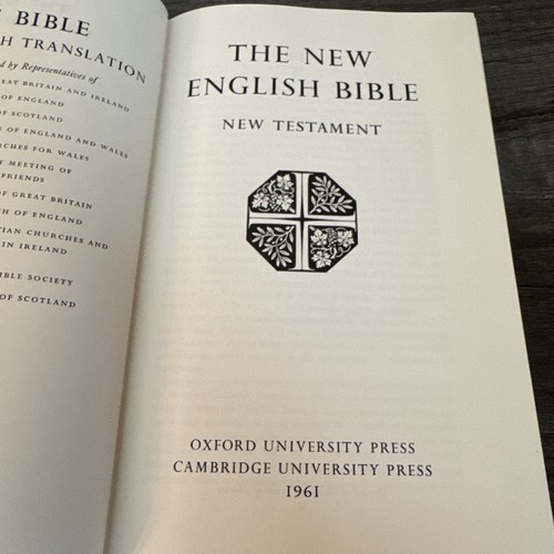 The New English Bible: New Testament 1961 Hardcover Oxford Cambridge - Picture 5 of 7