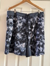 Reebok Men  s Board Shorts L Gray Tie-Dye Swim Trunks 20  Outseam Zip Pocket
