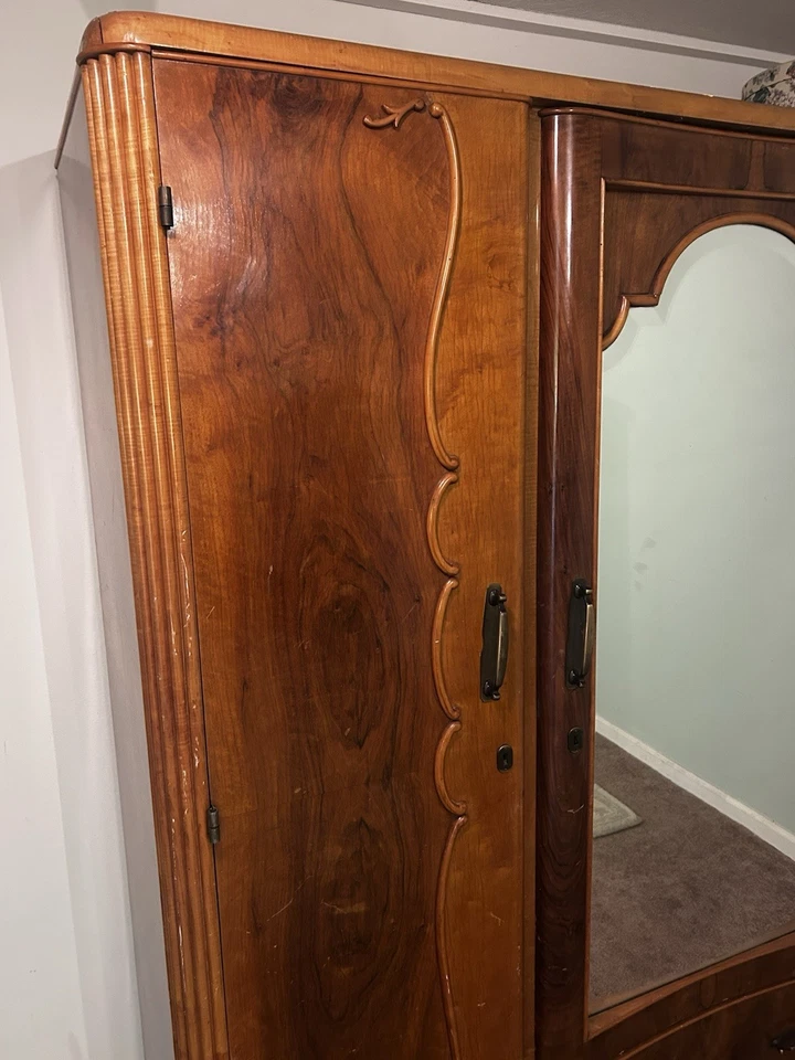 Antiguo armario francés Art Deco armario armario con espejo y llave vintage Foto 2 de 4