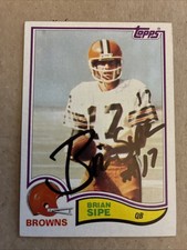 1982 Topps-Brian Sipe #74 Authentic Hand Signed Autograph Card