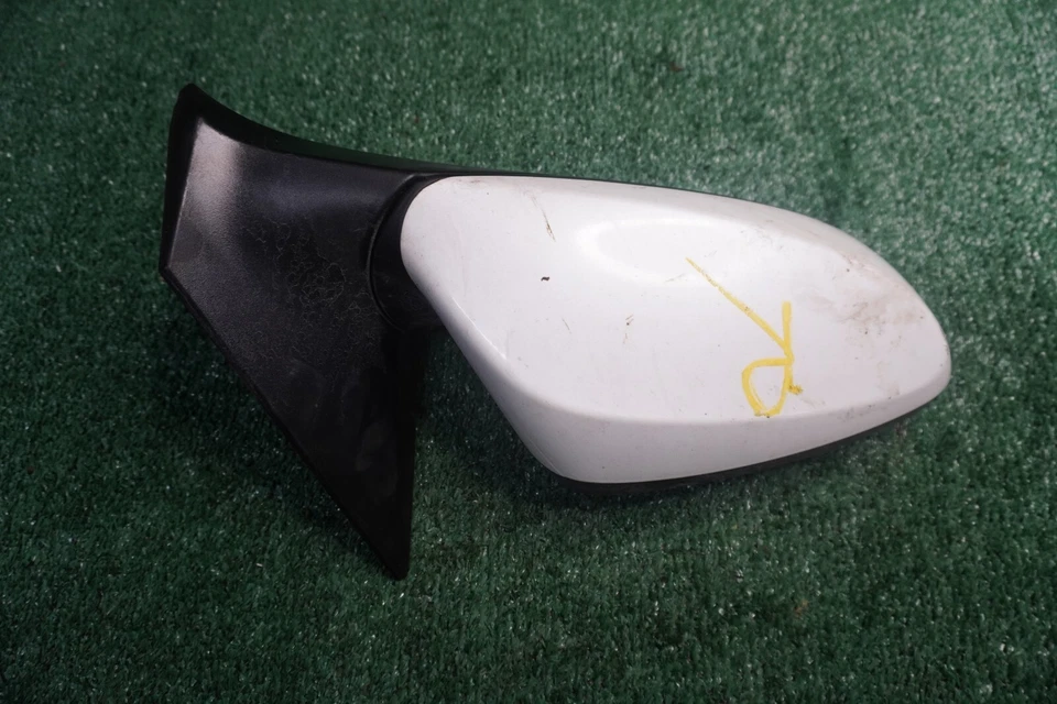 2014 2015 2016 HYUNDAI ELANTRA PASSENGER SIDE Door Mirror OEM 876203T530WW8 - Image 2 of 4