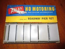 ATLAS HO SCALE MOTORING SLOT CAR RACING 1250 ROADWAY PIER SET - MIB