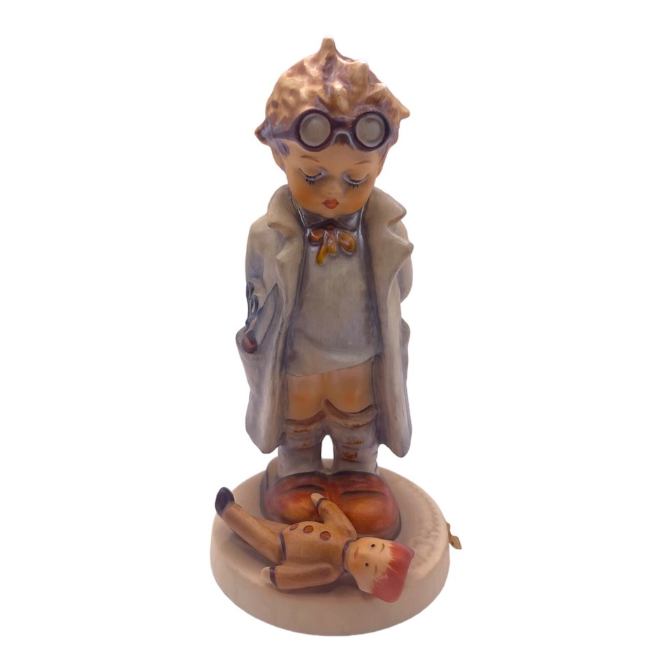 Vintage Goebel Hummel “Doctor” Figurine West Germany 5
