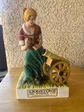 VINTAGE - RARE -  LIONSTONE - 1975 - MOLLY PITCHER   Decanter- EMPTY