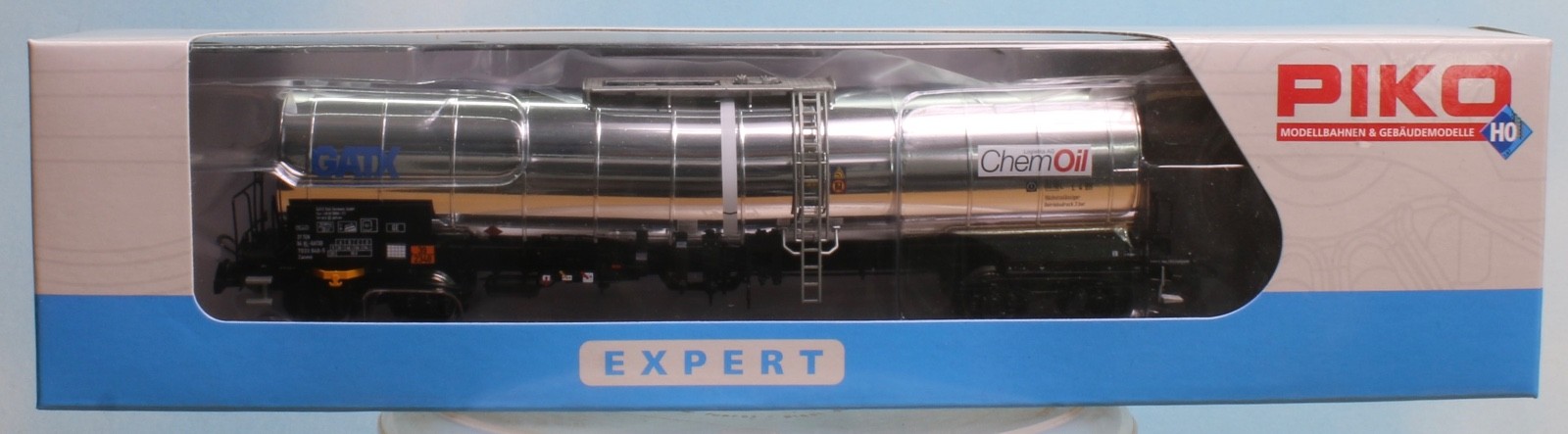 Piko 24624, Spur H0 / Maßstab 1:87, Chemoil Chemiekesselwag , 4-achsig, Epoche 6