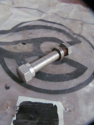 Nos Rare Vintage Cinelli Spare Part Edelstahl SeatPost Bolt Campagnolo Shimano