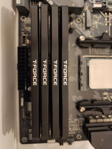 AMD Ryzen 7 5800X ASUS TUF x570 pro wifi 32Gb DDR4 3200 cl14 - Picture 5 of 7