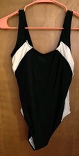 Lands' End Women's Fully Lined One-Piece Swimsuit Black And White NWT Size Small