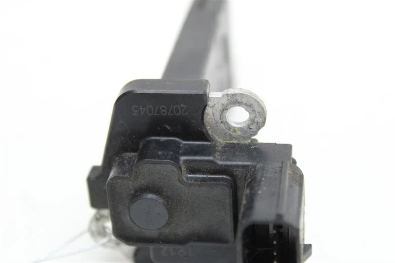 Used Fuel Injection Air Flow Meter fits: 2012 Buick Regal 2.4 Grade A - Image 3 of 4